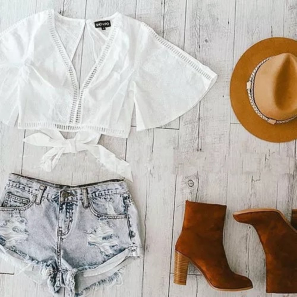 Flirty White Cutout Top - Picture 2 of 3